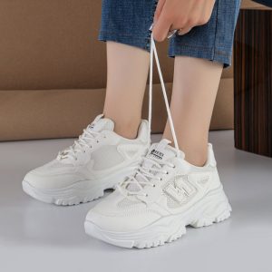 کفش و کتانی اسپرت زنانه و دخترانه مدل نیوبالانس NEW BALANCE رنگ سفید کد M121