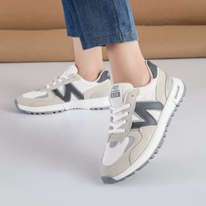 کفش و کتانی اسپرت زنانه و دخترانه مدل نیوبالانس NEW BALANCE رنگ طوسی کد M105