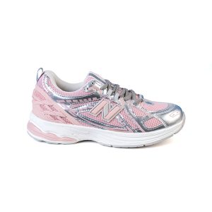 کفش و کتانی زنانه و دخترانه مدل نیوبالانس NEW BALANCE رنگ صورتی نقره ای کد 7055