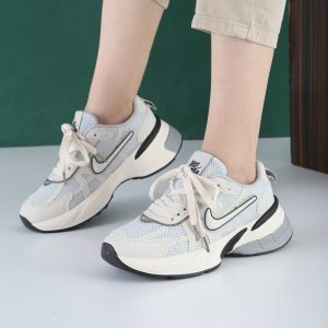 کفش و کتانی زنانه مدل نایک NIKE V2K رنگ کرم مشکی کد K103
