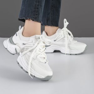 کفش و کتانی اسپرت زنانه و دخترانه مدل نیوبالانس NEW BALANCE رنگ سفید کد M200