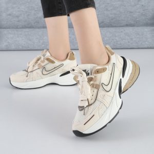 کفش و کتانی زنانه مدل نایک NIKE V2K رنگ کرم مشکی کد K114