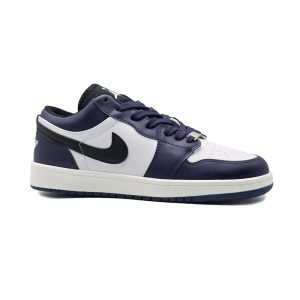 کفش کتانی اسپرت مردانه رنگ سفید سرمه ای مدل نایک NIKE Jordan 1 low کد 71725