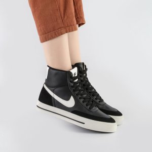 کفش و کتانی زنانه مدل نایک نیم ساق رنگ مشکی سفید مدل نایک NIKE کد M565