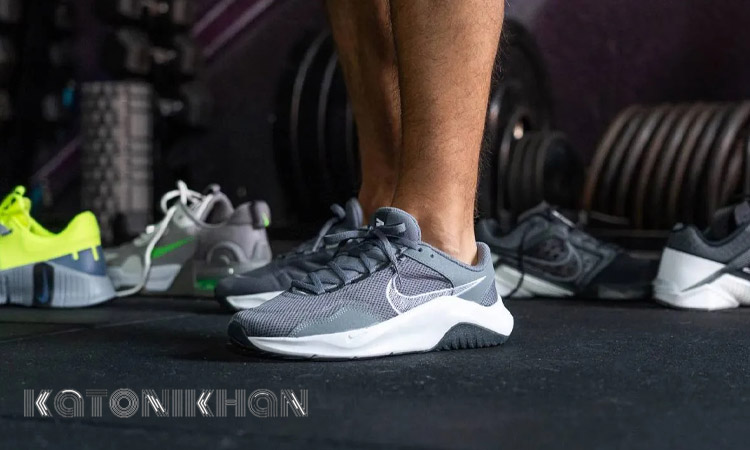 مقایسه کفش ورزشی معمولی با کفش مخصوص تمرینات بدنسازی با وزن بدن