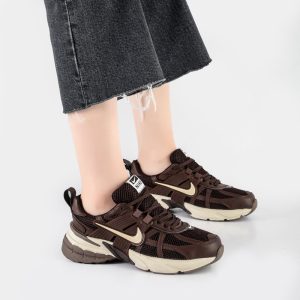 کفش و کتانی زنانه مدل نایک کوشلون NIKE V2K رنگ قهوه ای کد 41316B