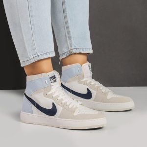 کفش و کتانی زنانه و دخترانه رنگ سفید مشکی مدل نایک NIKE Jordan 1 ساقدار کد M753
