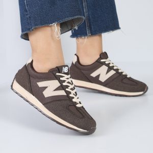کفش و کتانی زنانه و دخترانه مدل نیوبالانس NEWBALANCE رنگ قهوه ای کد M1104