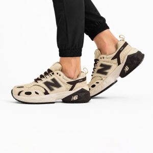 کفش و کتانی مردانه مدل نیوبالانس7030 NEW BALANCE رنگ کرم قهوه ای کد 7999